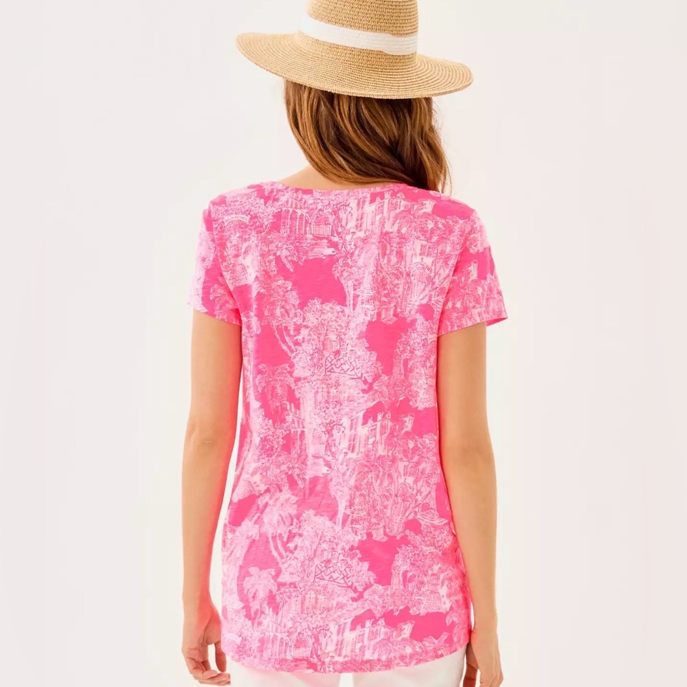 EUC Lilly Pulitzer Etta V-Neck Top Roxie Pink Pb Anniversary Toile - Picture 2 of 8